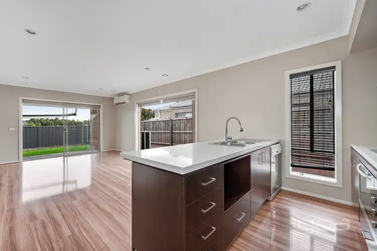 Fifth view of Homely house listing, 19 Bellini Drive, Greenvale VIC 3059