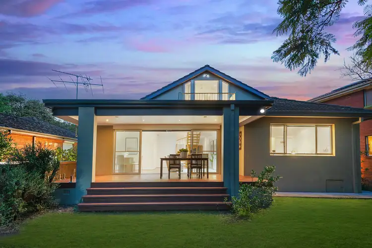 2 Olwyn Place, Earlwood NSW 2206