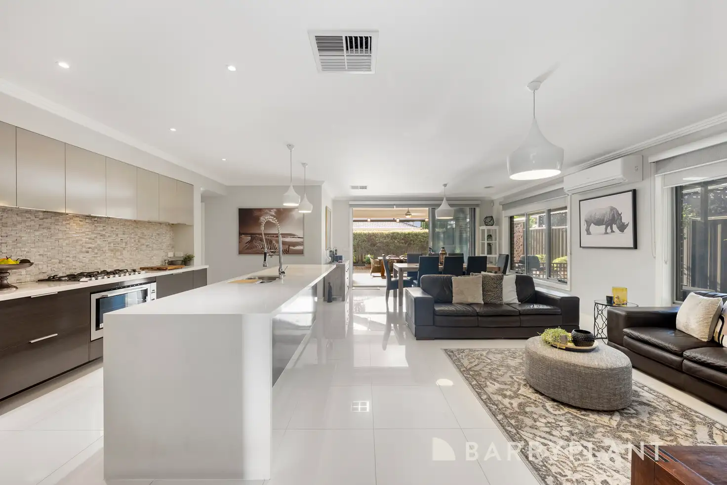 Main view of Homely house listing, 15 Halford Way, Strathtulloh VIC 3338