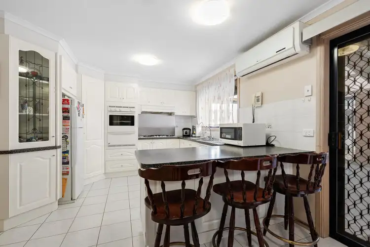 Fifth view of Homely house listing, 2A Vanessa Way, Delahey VIC 3037