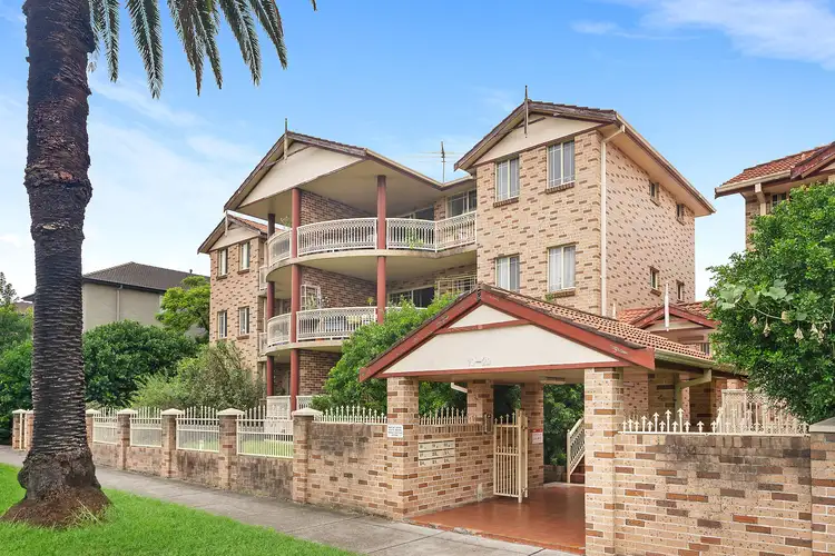 24/10-20 Fifth Avenue, Campsie NSW 2194