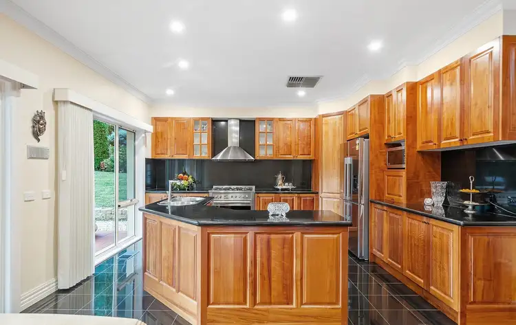 Fifth view of Homely house listing, 7 Drummond Close, Donvale VIC 3111