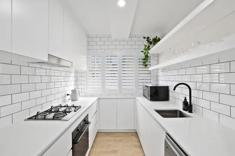 Fifth view of Homely apartment listing, 4/130 Queenscliff Road, Queenscliff NSW 2096