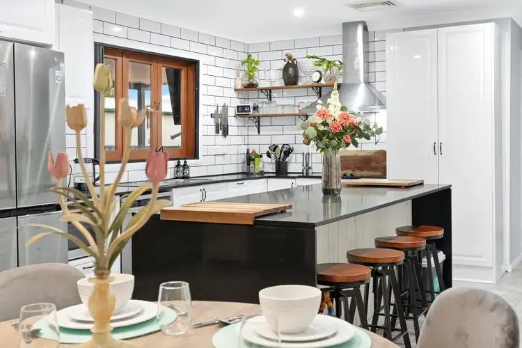 Main view of Homely house listing, 32 Barlow Street, Cambridge Park NSW 2747