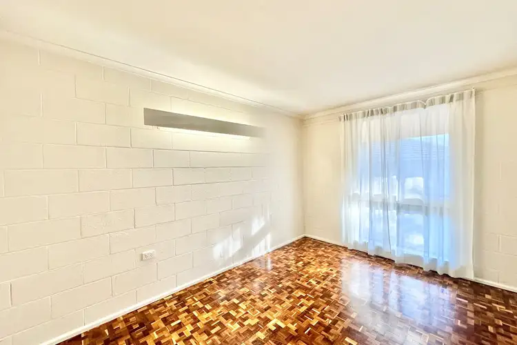 Fifth view of Homely unit listing, 4/283 Weidner Crescent, East Albury NSW 2640