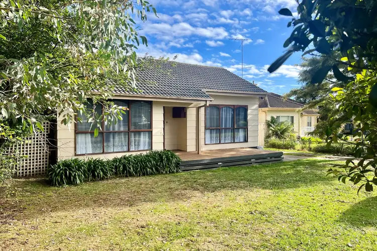 42 Chenhall Crescent, Traralgon VIC 3844