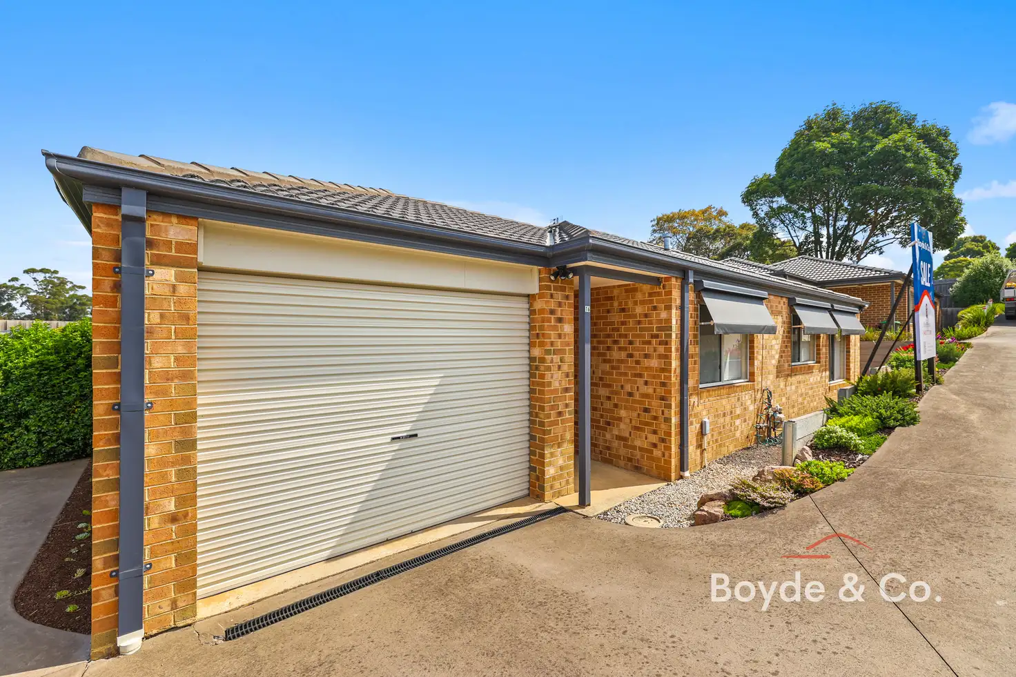 Main view of Homely unit listing, 16 Telford Circuit, Drouin VIC 3818