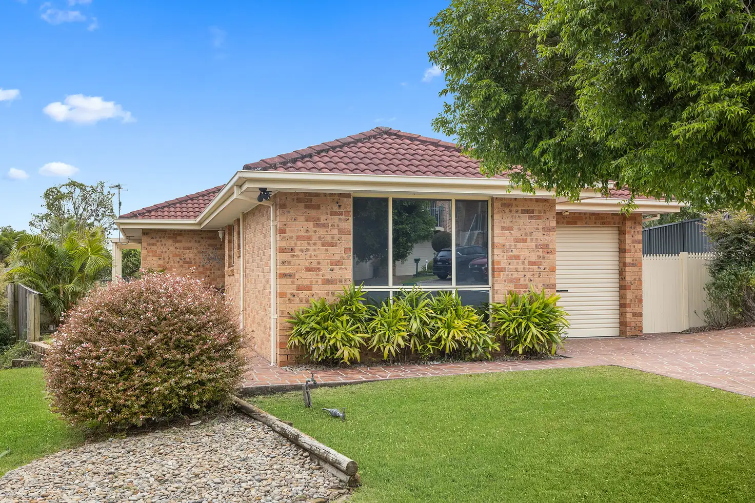 Main view of Homely house listing, 19 Hallam Close, Kanahooka NSW 2530