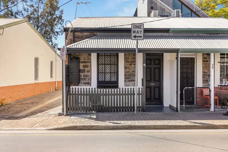 28 Vinrace Street, Adelaide SA 5000