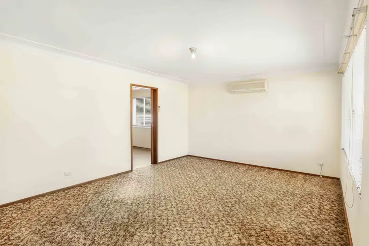 Fifth view of Homely house listing, 8 Dinter Close, East Maitland NSW 2323