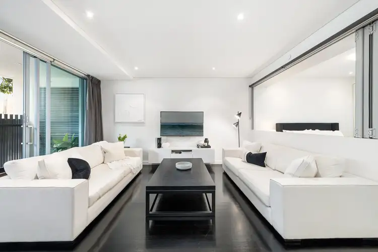 Third view of Homely apartment listing, 102/100 Glover Street, Mosman NSW 2088