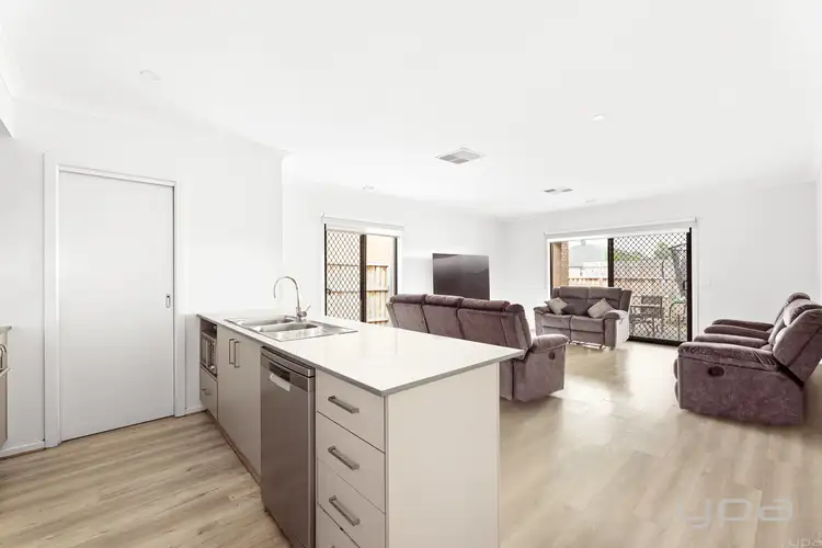 Sixth view of Homely house listing, 15 Amaretto Circuit, Manor Lakes VIC 3024
