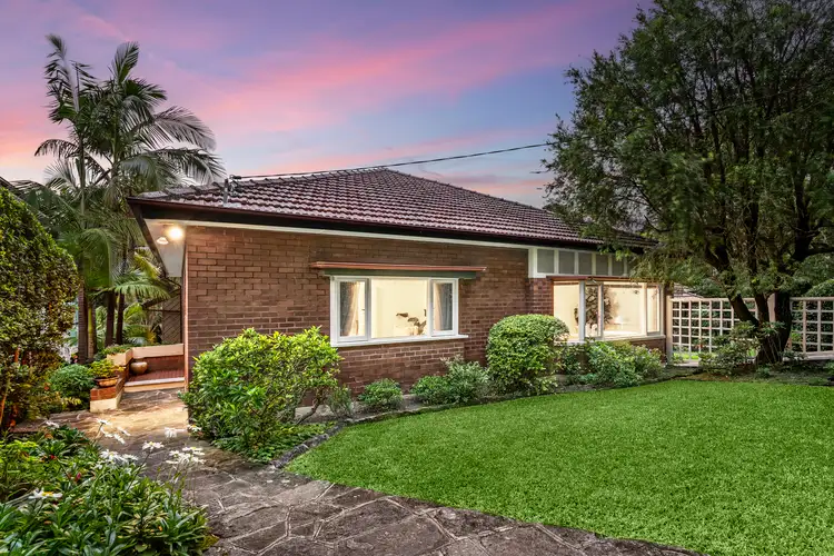 10 St Giles Avenue, Greenwich NSW 2065