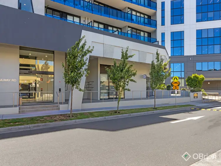 222/8 Railway Road, Cheltenham VIC 3192
