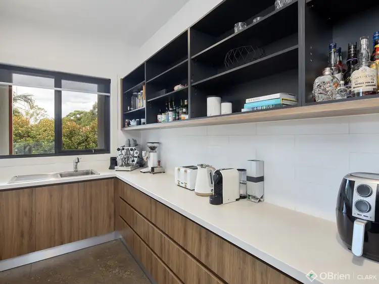 Sixth view of Homely house listing, 6 Ida Court, Warragul VIC 3820
