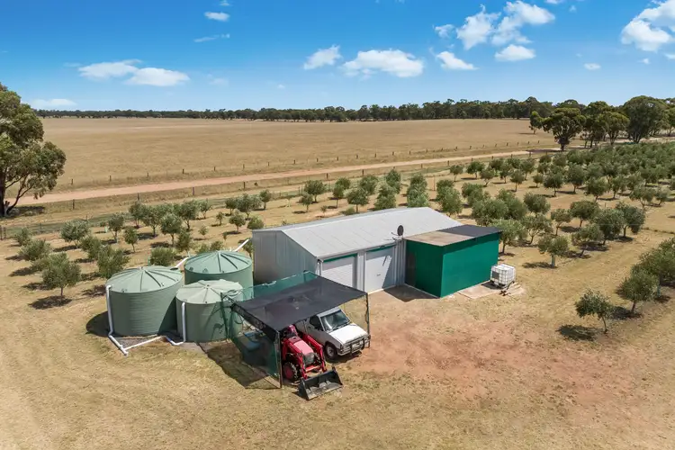 Chamberlains Road, Inglewood VIC 3517