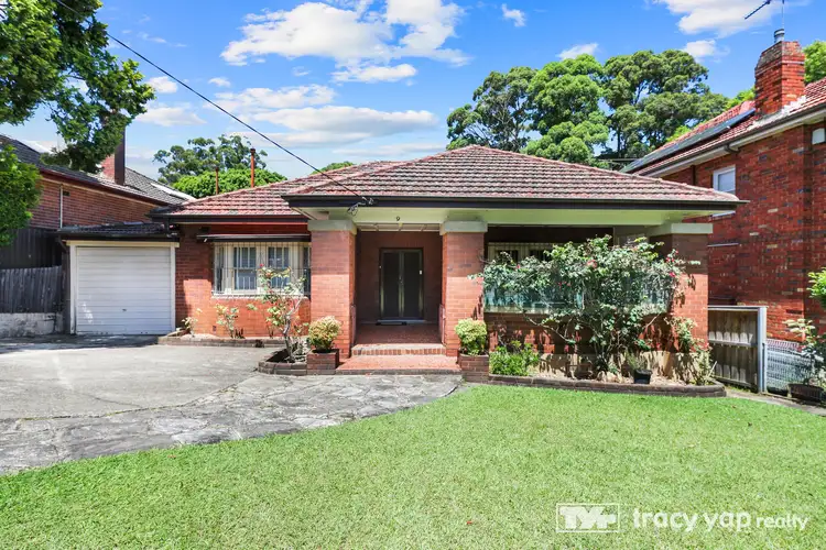 9 Robert Street, Gordon NSW 2072