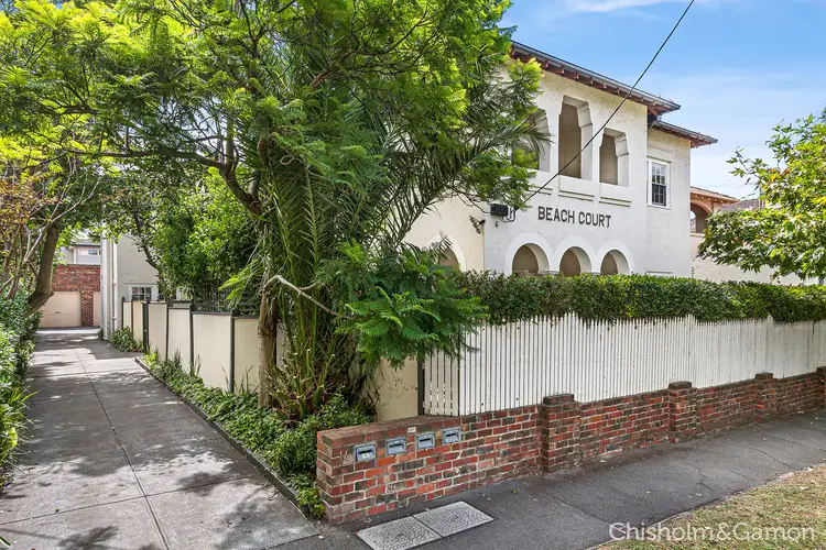 1/14 Beach Avenue, Elwood VIC 3184