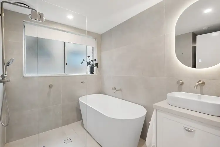 Fifth view of Homely apartment listing, 2/101 Pacific Parade, Dee Why NSW 2099