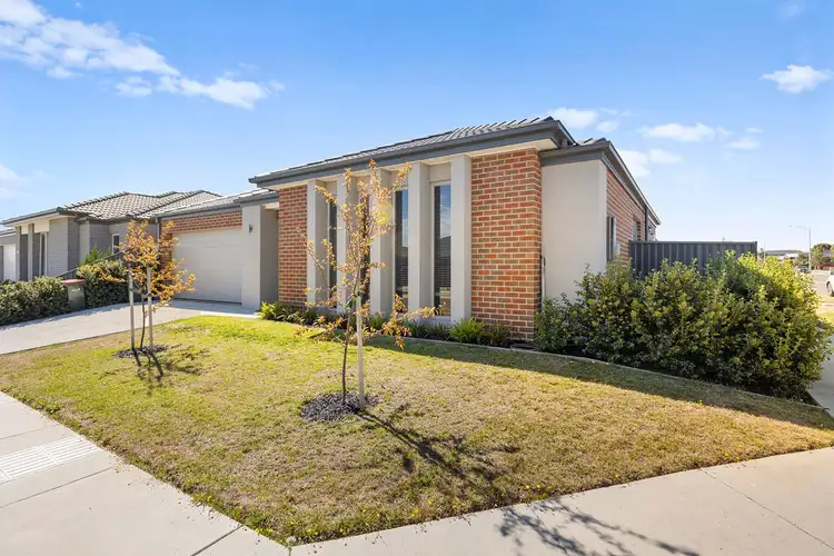 Second view of Homely house listing, 19 Peridot Way, Alfredton VIC 3350