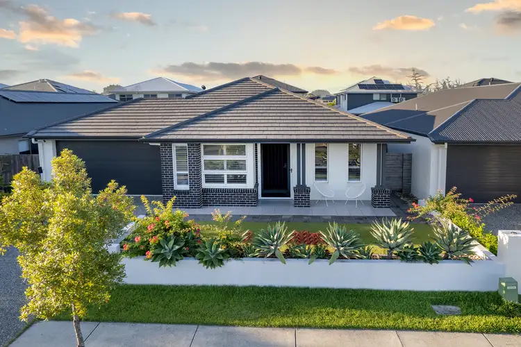 7 Forest Court, Helensvale QLD 4212