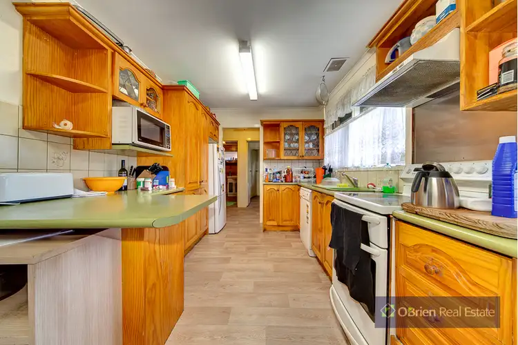 Second view of Homely house listing, 39 Aldridge Street, Endeavour Hills VIC 3802