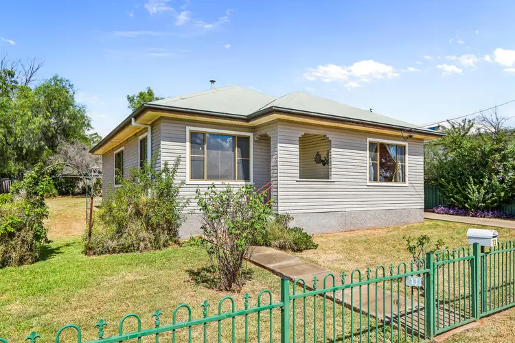 13 Victoria Street, Tamworth NSW 2340