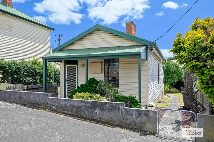 17 Queen Street, Burnie TAS 7320