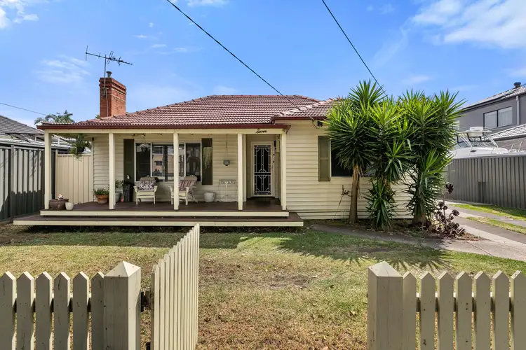 7 Sussex Street, Seaholme VIC 3018