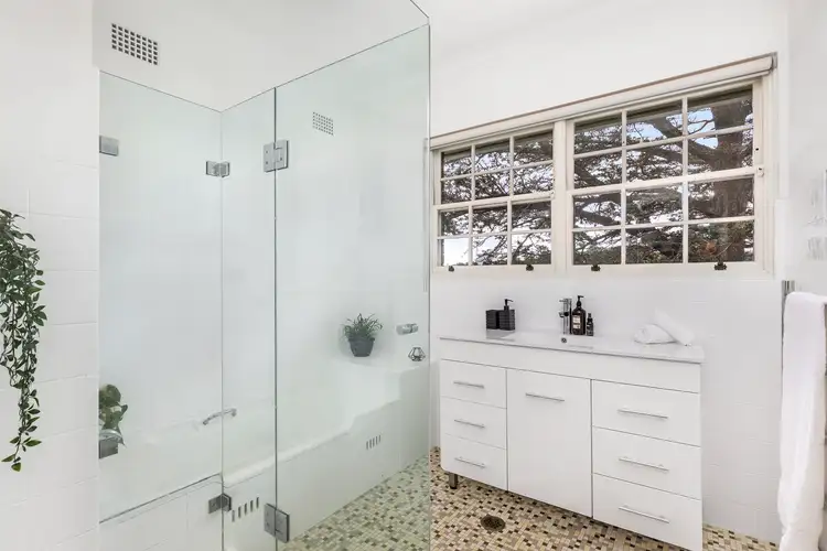 Sixth view of Homely apartment listing, 30/11-17 Selwyn Street, Wollstonecraft NSW 2065