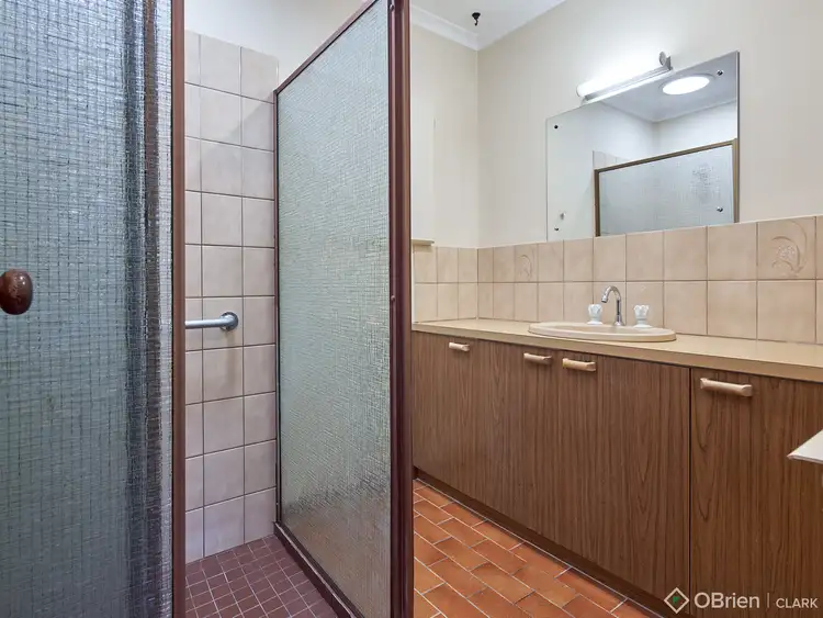 Fifth view of Homely unit listing, 2/8 Hopetoun Road, Drouin VIC 3818