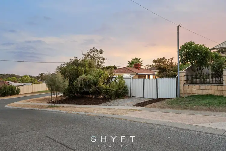 Fourth view of Homely house listing, 2 Neptune Gardens, Beldon WA 6027