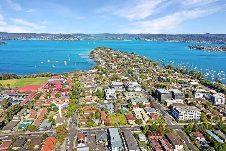 Main view of Homely unit listing, 2/33A Frederick Street, East Gosford NSW 2250