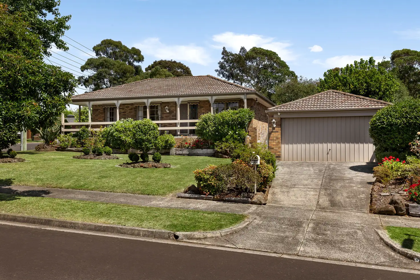 Main view of Homely house listing, 8 Livermore Close, Vermont South VIC 3133