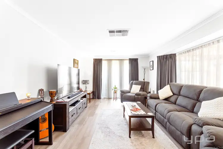 Third view of Homely house listing, 3 Edinburgh Court, Werribee VIC 3030