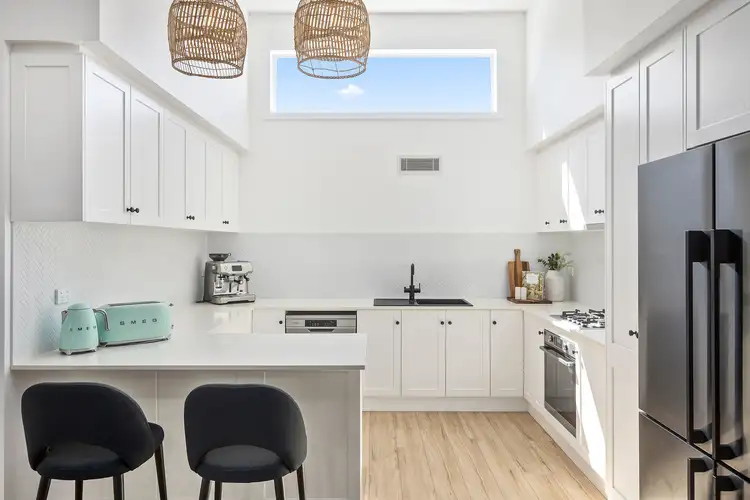 28 Abercrombie Street, West Wollongong NSW 2500