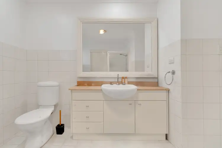 Fifth view of Homely house listing, 2 Telopea Close, Lake Haven NSW 2263