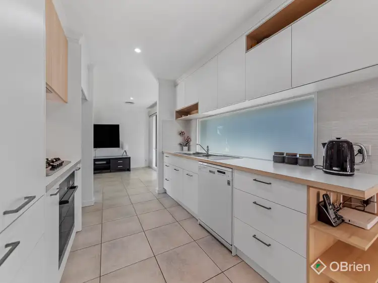 Fourth view of Homely house listing, 40 Parman Avenue, Pakenham VIC 3810