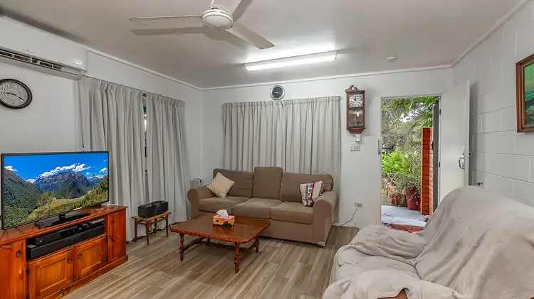 Third view of Homely semi-detached listing, 5 Henrietta Street, Aitkenvale QLD 4814