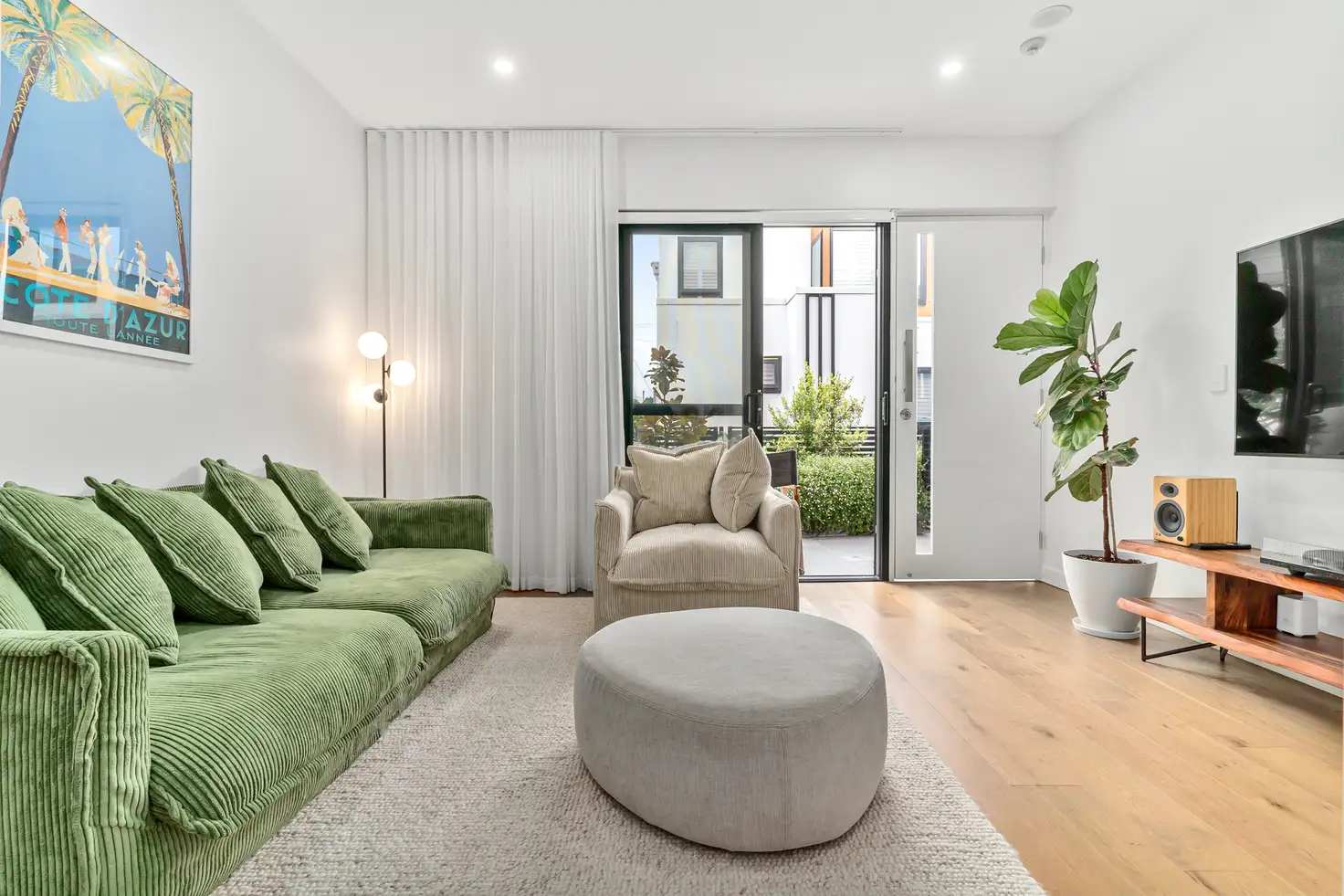 Main view of Homely townhouse listing, 4/6 Durbar Avenue, Kirrawee NSW 2232