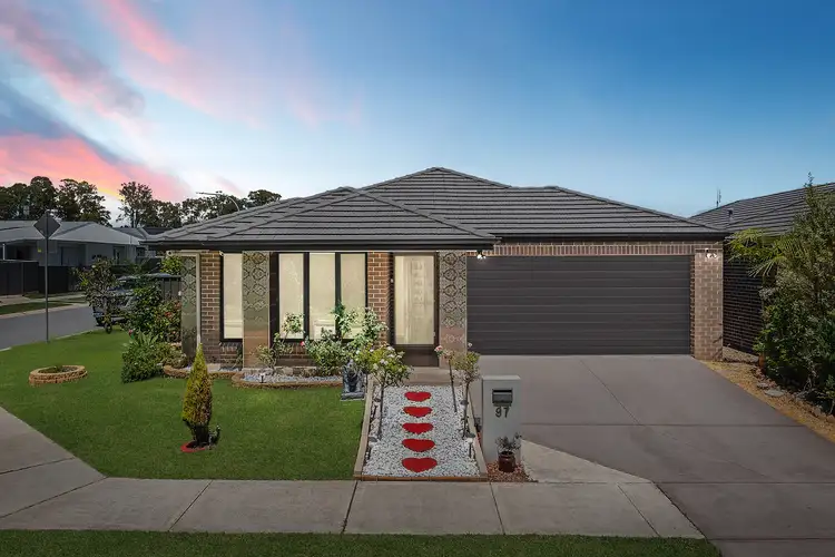37 Fairmont Boulevard, Hamlyn Terrace NSW 2259