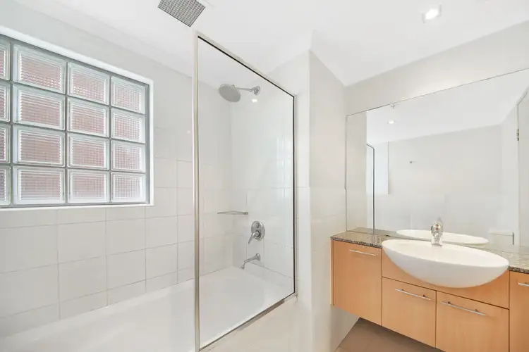 Fifth view of Homely apartment listing, 1005/2 Atchison Street, St Leonards NSW 2065