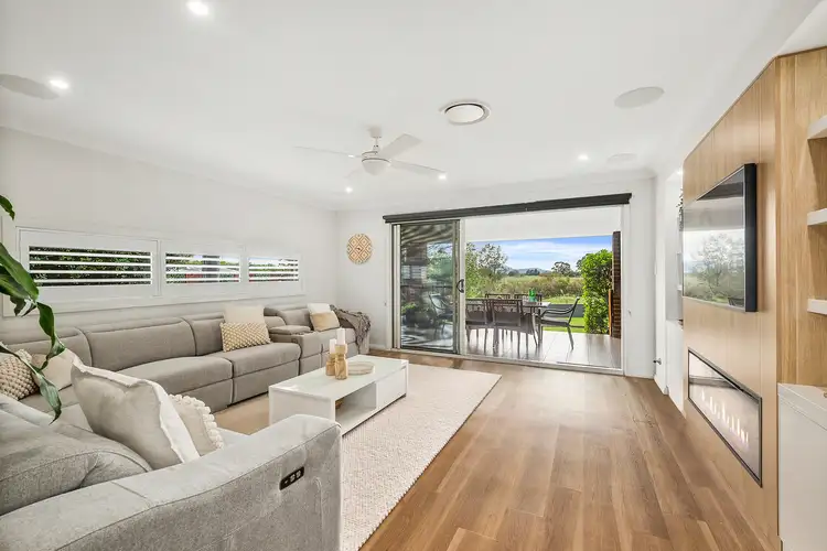 28 Banool Circuit, Bomaderry NSW 2541