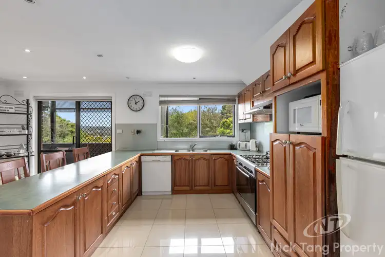 Fifth view of Homely house listing, 6 Bimbi Court, Mooroolbark VIC 3138