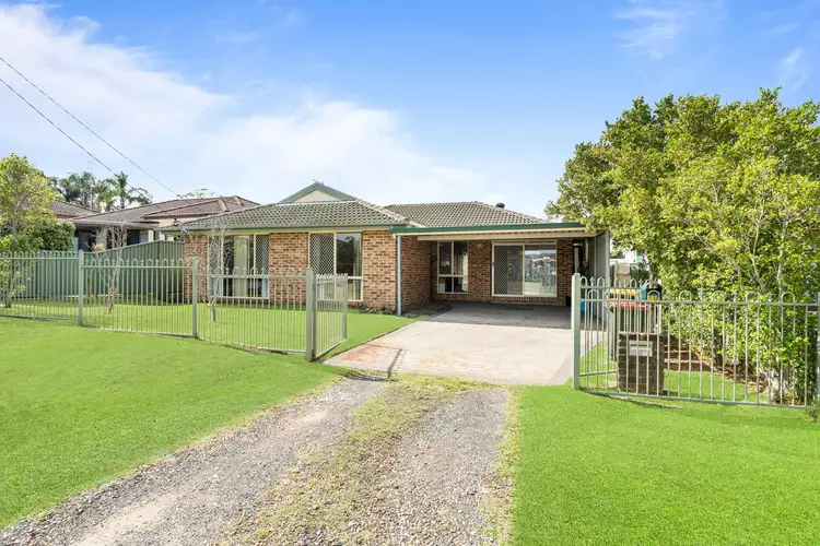 11 Suffolk Street, Gorokan NSW 2263