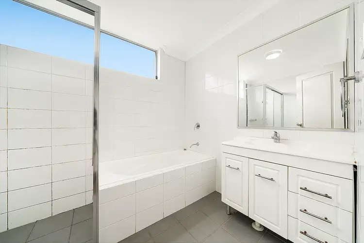 Sixth view of Homely apartment listing, 19/21-27 Cross Street, Guildford NSW 2161