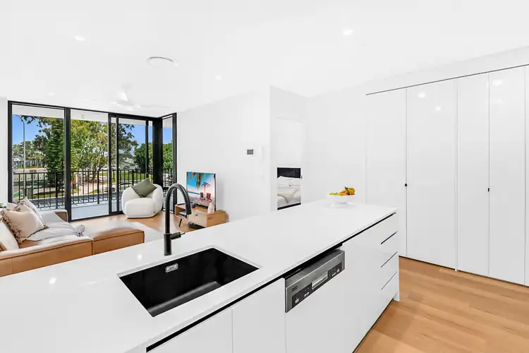 Fifth view of Homely apartment listing, 4/18 Remembrance Drive, Surfers Paradise QLD 4217