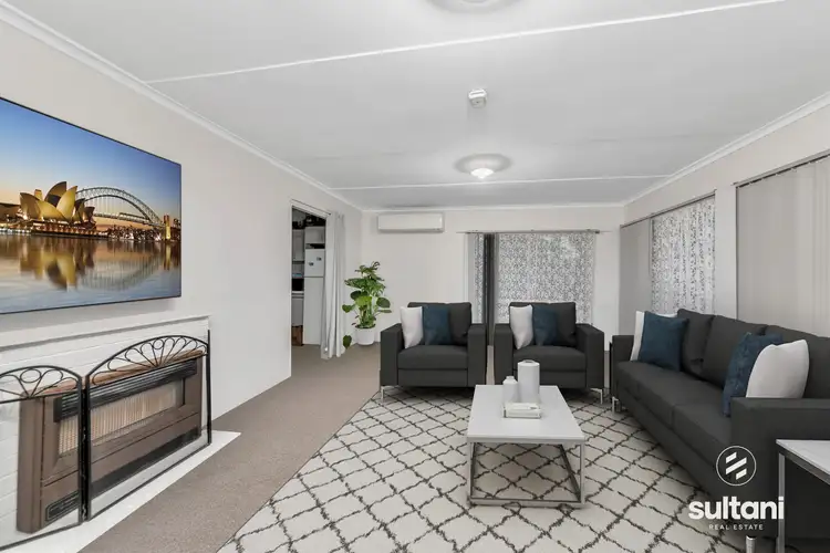 Fourth view of Homely house listing, 2 Peach Court, Doveton VIC 3177