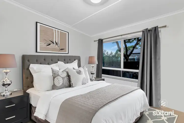 Fifth view of Homely house listing, 2 Peach Court, Doveton VIC 3177