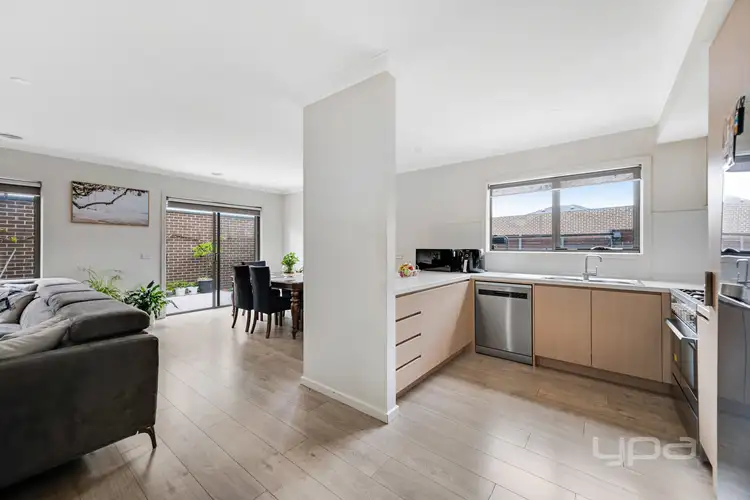 Fifth view of Homely house listing, 25 Parkmore Crescent, Westmeadows VIC 3049